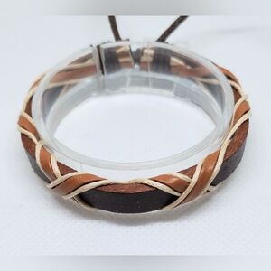 Men's bracelet leather layered‎ brown new e84